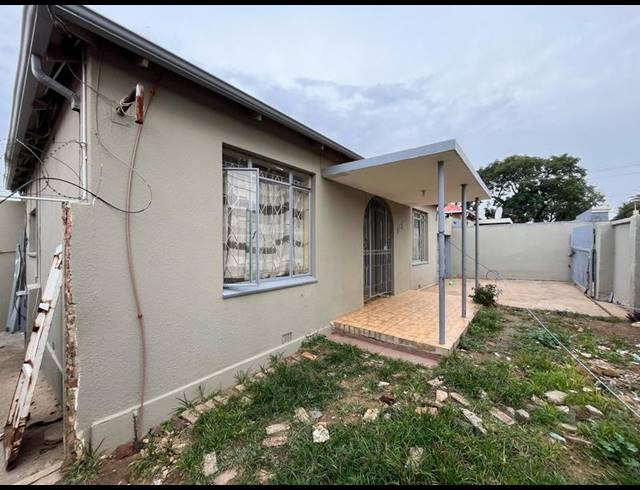 4 BEDROOM HOUSE FOR SALE IN ROSETTENVILLE